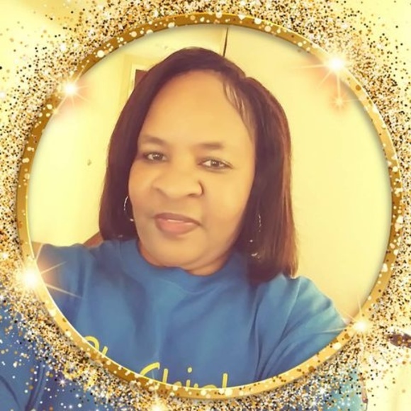 Profile Picture of Arnetta Nelson (@arnettanelson) on Poshmark