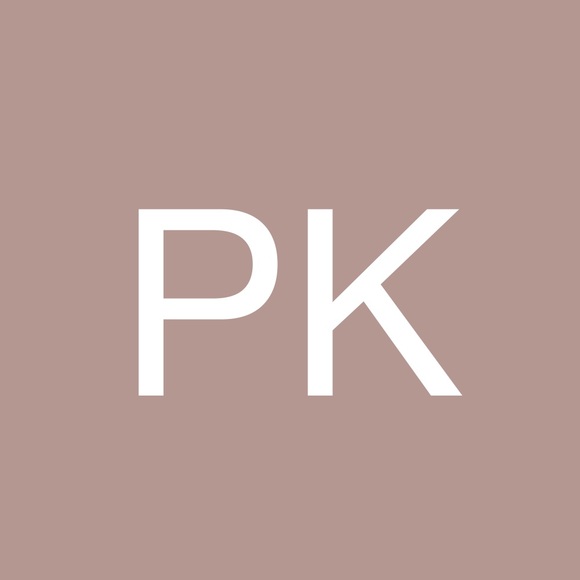 Profile Picture of Petra Kragel (@pkragel) on Poshmark