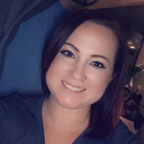 Profile Picture of Rebecca Martinka (@becca4604) on Poshmark