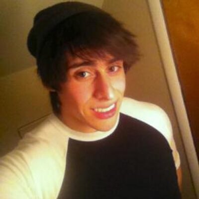Profile Picture of Zachary Hood (@Zachary_donna) on Twitter