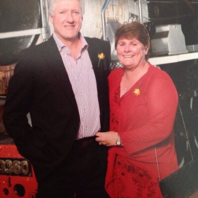 Profile Picture of Julia Willoughby (@sianbevgar) on Twitter