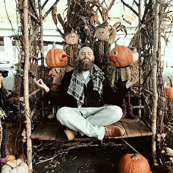 Profile Picture of Jeff Mcneely (@jmcneely87) on Poshmark