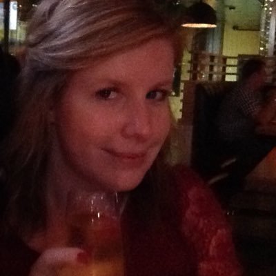 Profile Picture of Kim Natasha (@natashalarousse) on Twitter