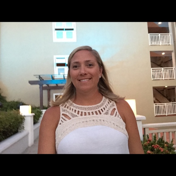 Catherine Chantrill - Poshmark Profile Picture of Catherine Chantrill (@cadyrat) on Poshmark