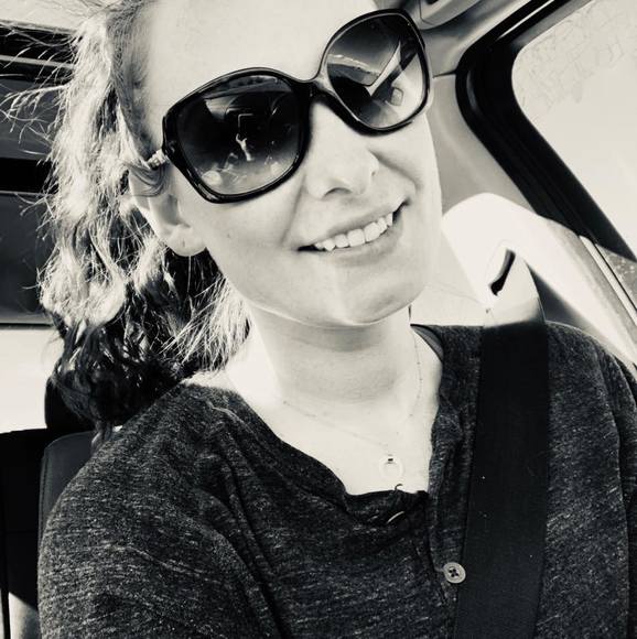 Profile Picture of Christie Joralemon (@cjlemon87) on Poshmark