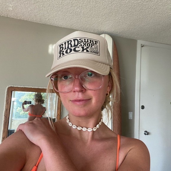Annie Denten - Poshmark Profile Picture of Annie Denten (@anniedenten) on Poshmark