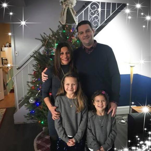 Profile Picture of Sandy Kosmaczewski (@sandyhalim1999) on Poshmark