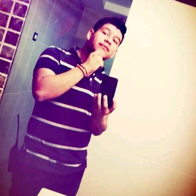 Profile Picture of tonii (@tonygamboa) on Tiktok