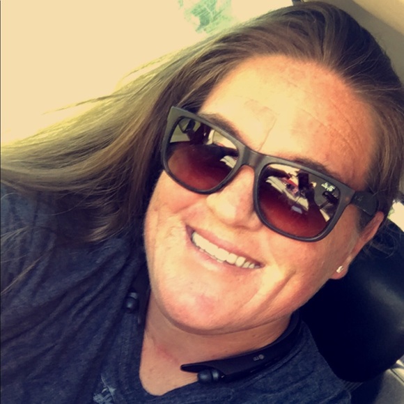 Profile Picture of Brandy Magnusen (@brandymag) on Poshmark