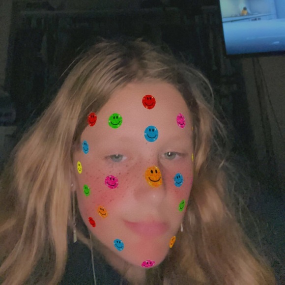 Profile Picture of Kamdyn Minnick (@kminnick1003) on Poshmark