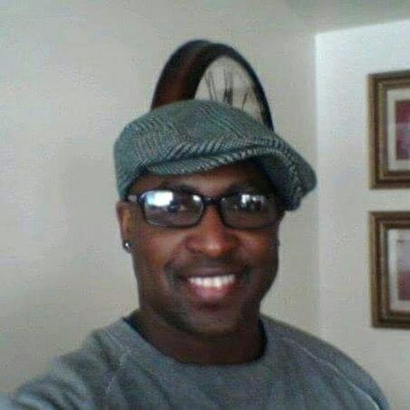 Profile Picture of Lucius Landing (@llanding3) on Poshmark