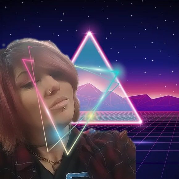 Nikki l Elenz - Poshmark Profile Picture of Nikki l Elenz (@umsnik006) on Poshmark