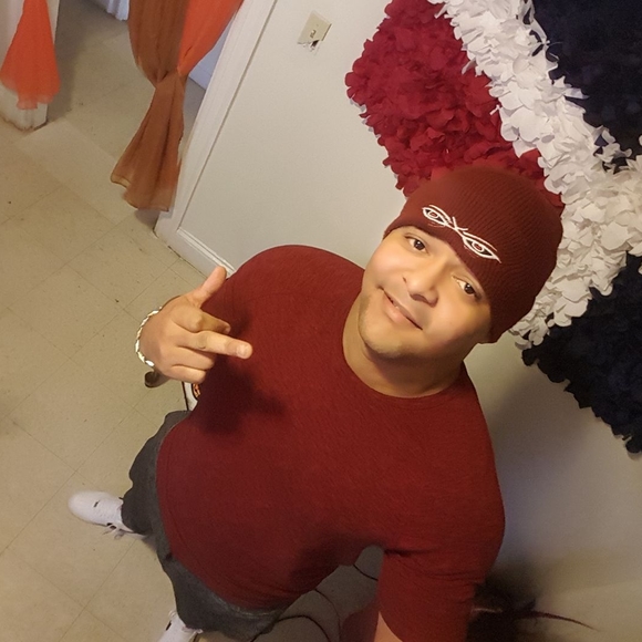 Profile Picture of Jhonny Javier cedeño (@jhonny_j) on Poshmark