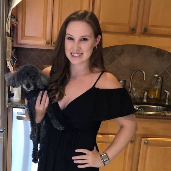 Profile Picture of Kiley Mabin (@tbsdance08) on Poshmark