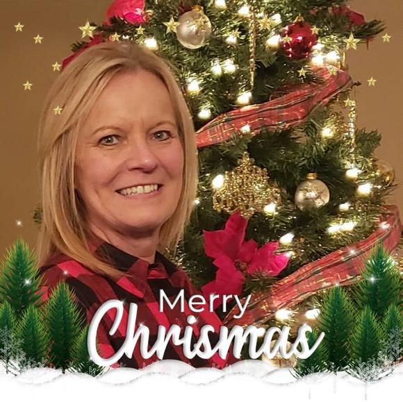 Profile Picture of Debbie Hudson (@debbiedhudson) on Poshmark
