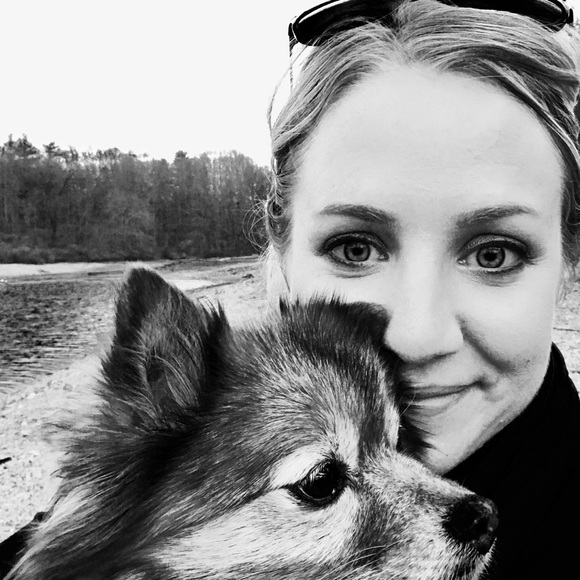 Katelyn Ness - Poshmark Profile Picture of Katelyn Ness (@klotheme33) on Poshmark