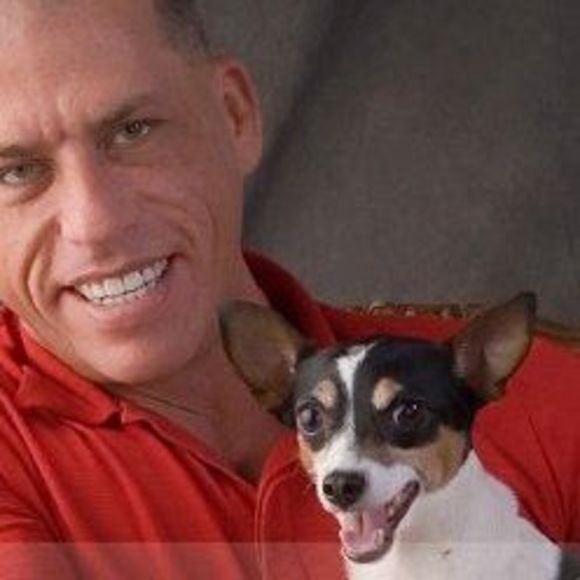 Profile Picture of Scott Quarles (@cscottquarles) on Poshmark