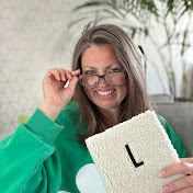 Profile Picture of Lisa Giles (@letterstomylife) on Youtube