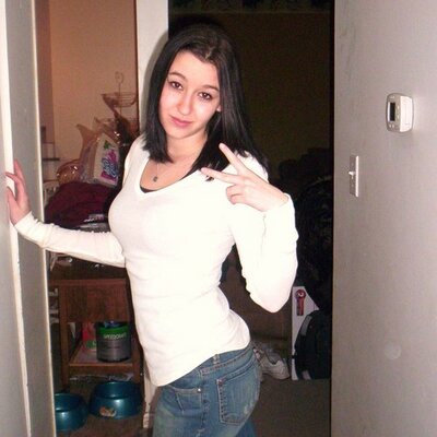 Profile Picture of Brittany Leady (@brittany_spring) on Twitter