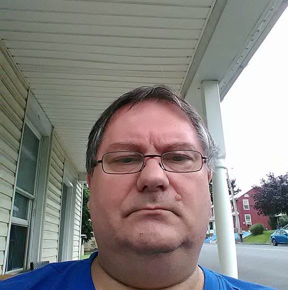 Profile Picture of Miles George (@milesgeorge61) on Poshmark