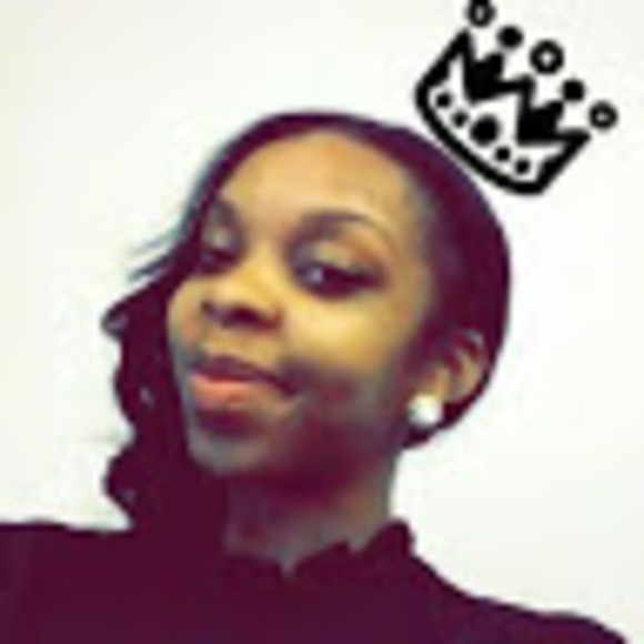 Profile Picture of Melodee Montgomery (@mizqtpi3) on Poshmark