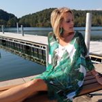 Profile Picture of tuttonunbuttoned (@tuttonunbuttoned) on Instagram