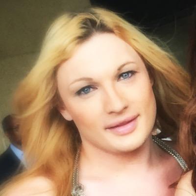 Profile Picture of Kayla J. Parker (@KaylaJParker10) on Twitter