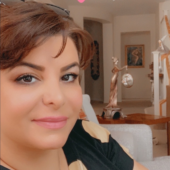 Profile Picture of Leyla Kazemeini (@lilly858) on Poshmark