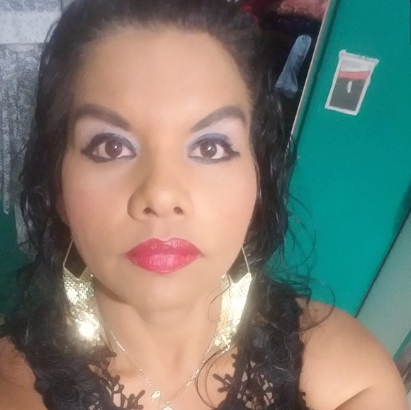 Profile Picture of Carina Grageda (@nancyramirez101) on Poshmark