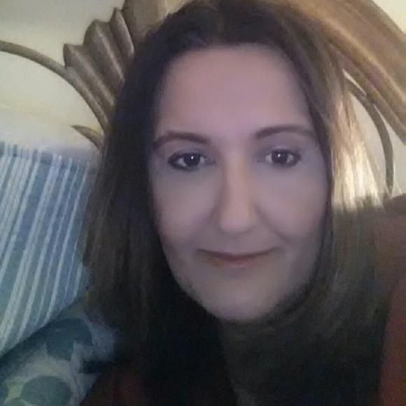 Profile Picture of Alexandra Chalk (@achalk01) on Poshmark