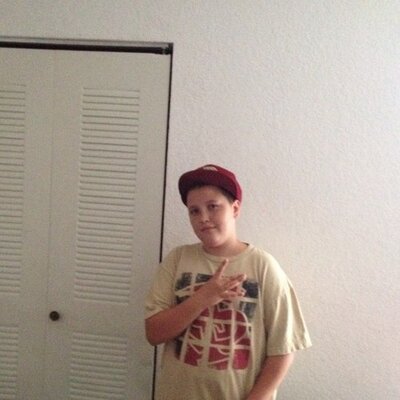 Profile Picture of Ryan Sibley (@sethsibley13) on Twitter