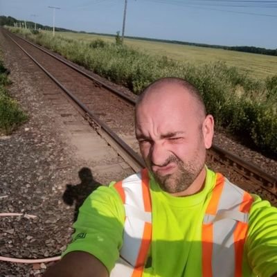 Profile Picture of John (@SaffaJohn) on Twitter