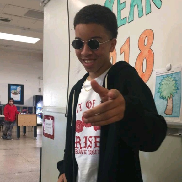 Profile Picture of Michael Avant (@swaggymalone) on Poshmark