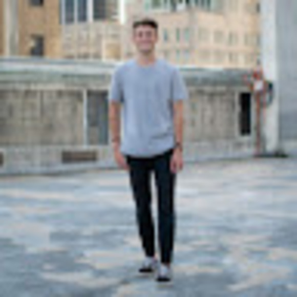 Preston Quinn - Poshmark Profile Picture of Preston Quinn (@prestonquinn1) on Poshmark