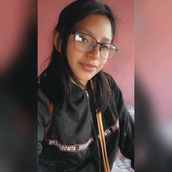 Profile Picture of Lópëz Alëxâ (@alexafuentes825) on Poshmark