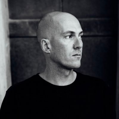 Profile Picture of Julian Jeweil (@JulianJeweil) on Twitter