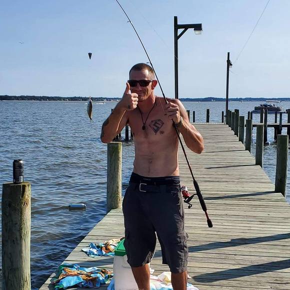 Profile Picture of Greg Swift (@gregswift) on Poshmark