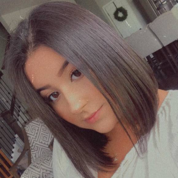 Profile Picture of Allury Marello (@allury) on Poshmark