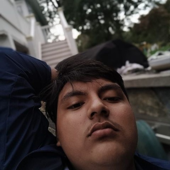 Profile Picture of Marco Yunga (@marcoyunga) on Poshmark