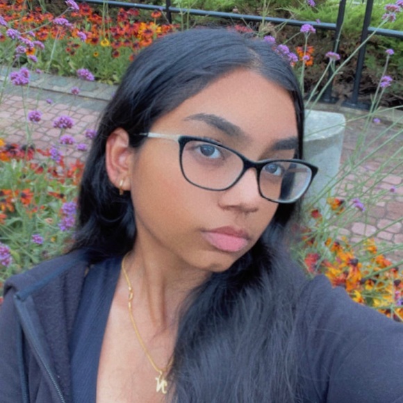 Profile Picture of Namika Kumar (@namika20) on Poshmark