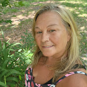 Profile Picture of Renee Staton (@Naerocs) on Youtube