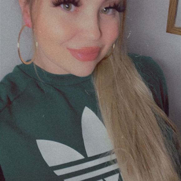 Priscilla Alvarez - Poshmark Profile Picture of Priscilla Alvarez (@priscillaalv511) on Poshmark