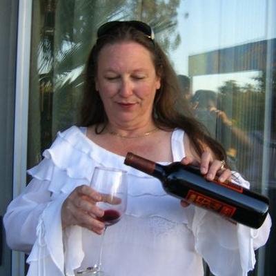 Profile Picture of Vicky Sharp Morasci (@vmorasci) on Twitter