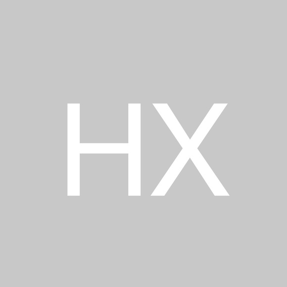 Profile Picture of Huizhong Xue (@stevenxue) on Poshmark