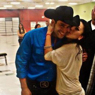 Profile Picture of Erika Villarreal (@erivillarreal24) on Twitter