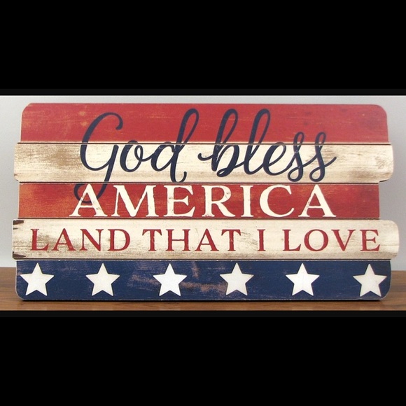 Profile Picture of Toni Bellotti (@tonigirl24) on Poshmark