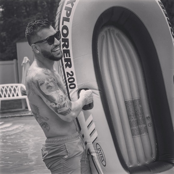 Profile Picture of Cristian Jaramillo (@cristianjara779) on Poshmark