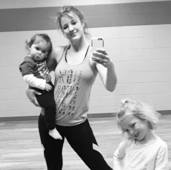 Profile Picture of Elizabeth Stallman (@elizabethstallm) on Poshmark