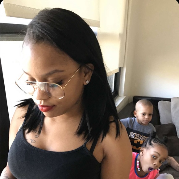Profile Picture of Lilbit Spinks (@lilbitspinks) on Poshmark