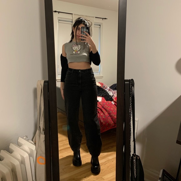 Profile Picture of Alexandra Hanna (@ahanna97) on Poshmark